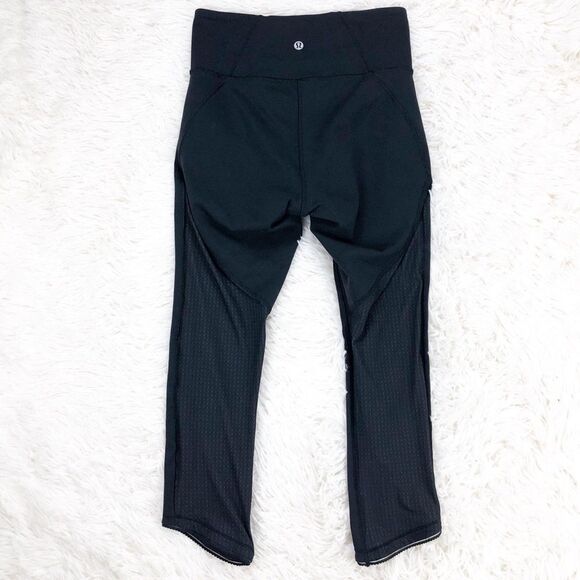 Lululemon Deep Breath 21” Crop Leggings Black Gym Yoga Workout Mesh Size 4 - Picture 4 of 10